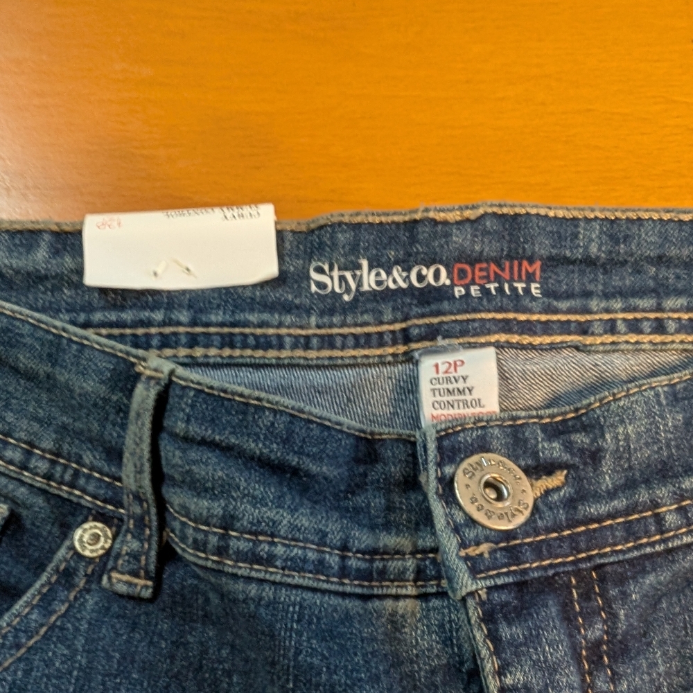 Style & Co Modern Boot Cut Jeans Size 12P Gorgeous Bling Pockets - Picture 6 of 11